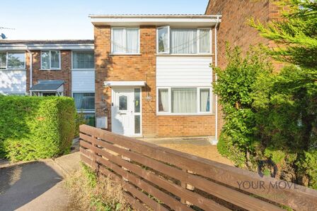 3 bedroom Mid Terrace House for sale