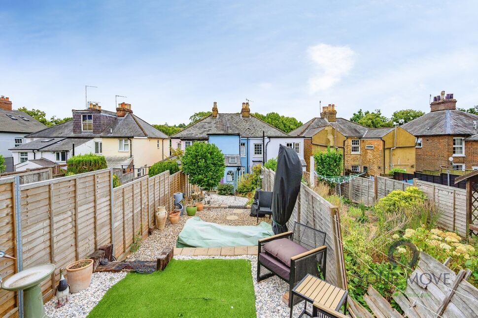 Main image of 2 bedroom Mid Terrace House for sale, Cotterells, Hemel Hempstead, Hertfordshire, HP1