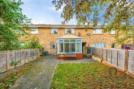 Cambrian Way, 3 bedroom Mid Terrace House for sale, &pound;425,000