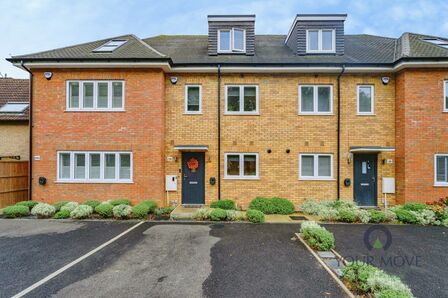 Wood Lane End, 3 bedroom Mid Terrace House for sale, &pound;490,000
