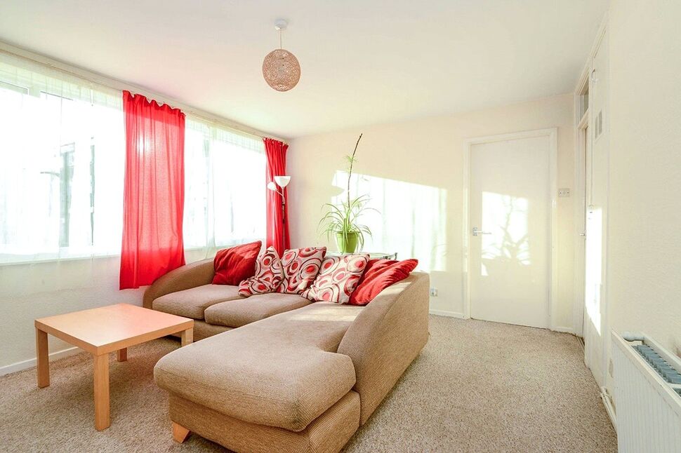 Main image of 1 bedroom Flat for sale, Livingstone Walk, Hemel Hempstead, Hertfordshire, HP2