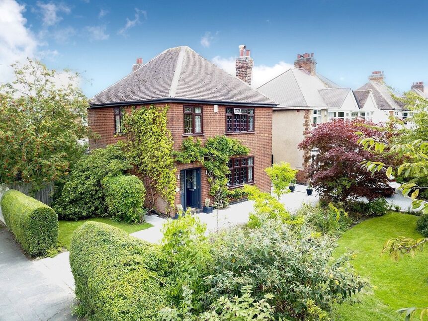 3 bedroom Detached House for sale, Rugby Road, Burbage, LE10 £350,000