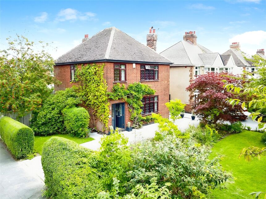 Main image of 3 bedroom Detached House for sale, Rugby Road, Burbage, Leicestershire, LE10