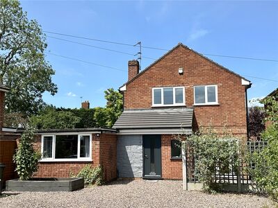 Holly Lane, 5 bedroom Detached House to rent, £1,425 pcm