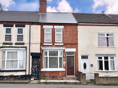 2 bedroom Mid Terrace House to rent