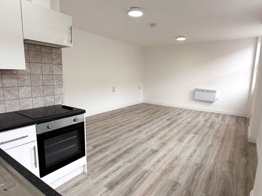 Studio Apartment on the First Floor