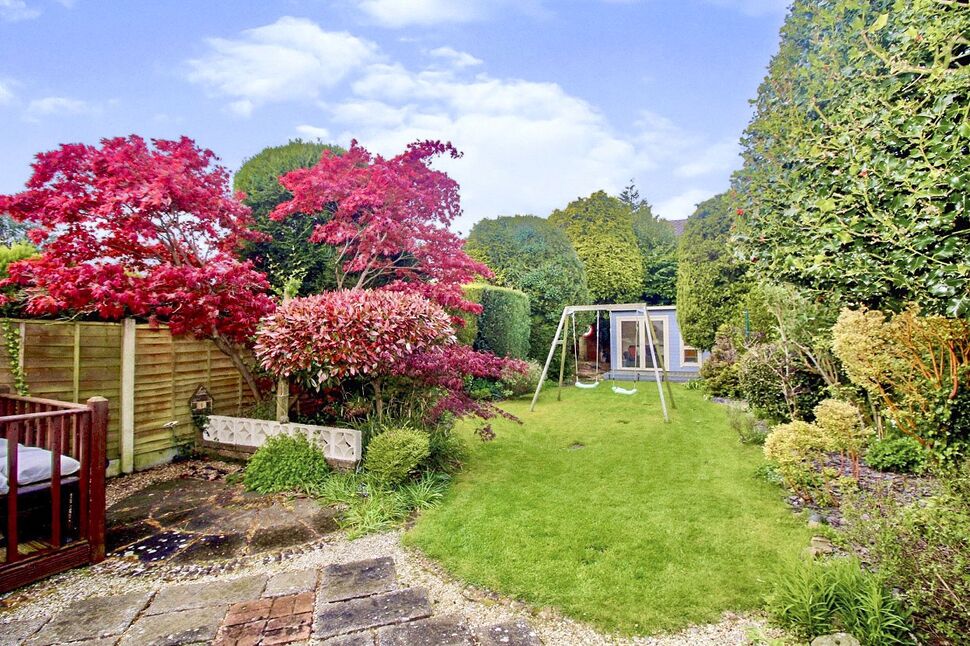 3 bedroom Semi Detached House for sale, Wolvey Road, Burbage, LE10 £