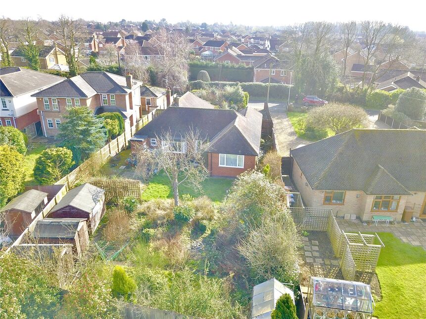 3 bedroom Detached Bungalow for sale, Sketchley Lane, Burbage, LE10 £