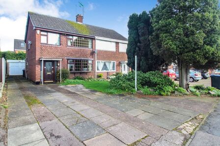 The Common, 3 bedroom Semi Detached House for sale, £230,000