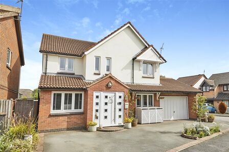 Robinson Way, 4 bedroom Detached House for sale, £480,000