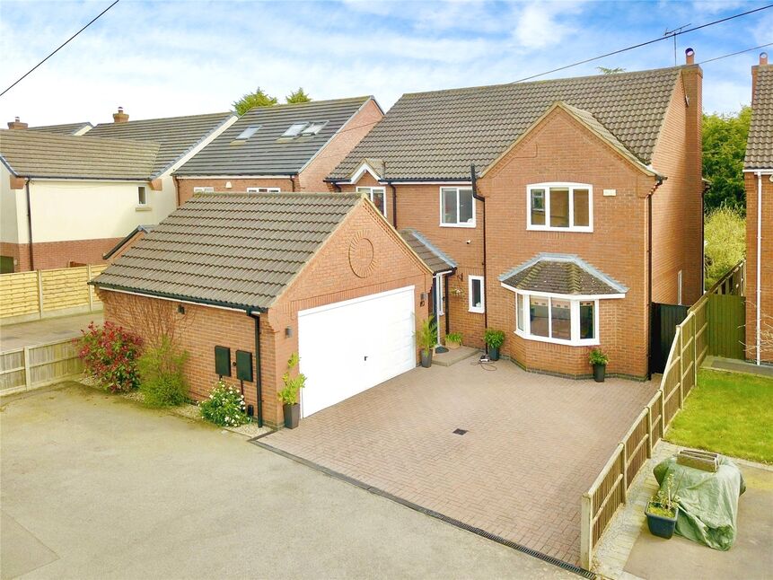 Main image of 4 bedroom Detached House for sale, Eastwoods Road, Hinckley, Leicestershire, LE10