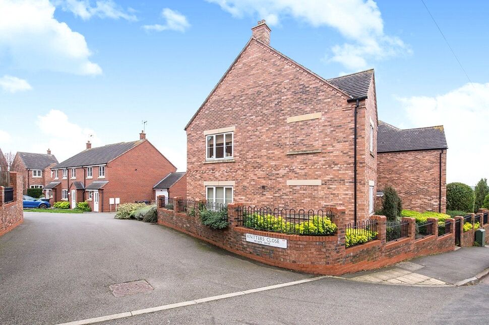 Main image of 1 bedroom Flat for sale, Hill Street, Barwell, Leicestershire, LE9