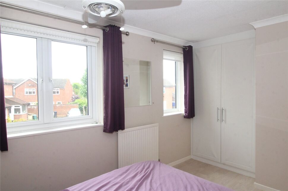 3 bedroom Semi Detached House for sale, Brascote Road, Hinckley, LE10