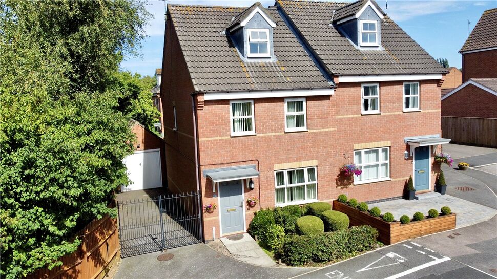 Main image of 3 bedroom Semi Detached House for sale, Netherley Court, Hinckley, Leicestershire, LE10