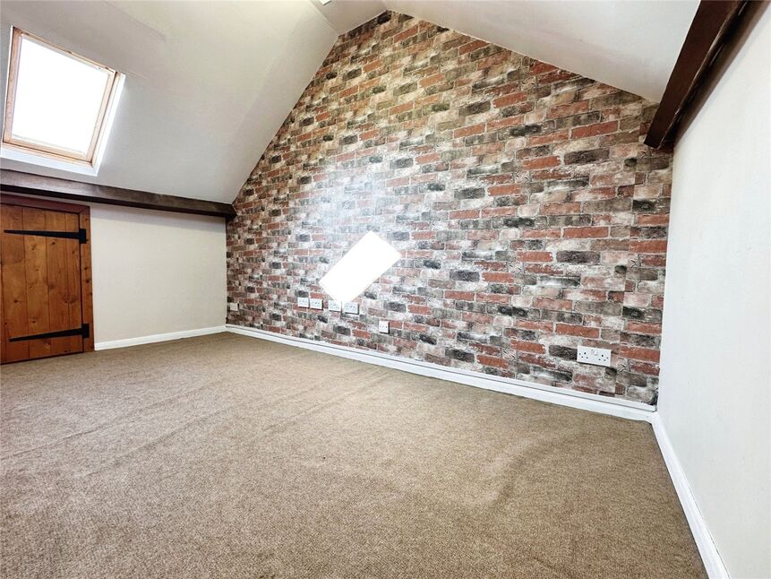 2 bedroom Mid Terrace House to rent, High Street, Desford, LE9 £900 pcm