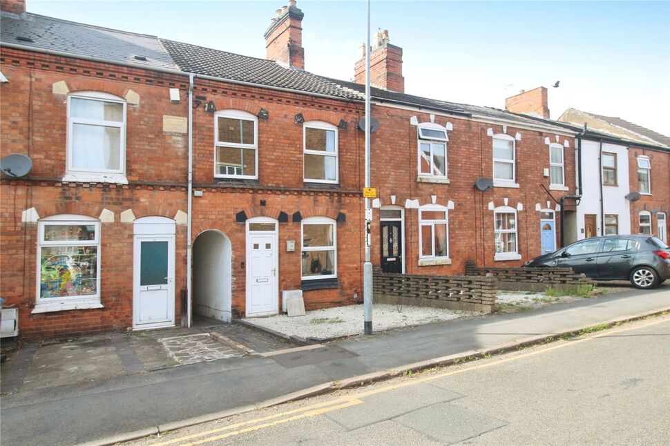 2 bedroom Mid Terrace House for sale