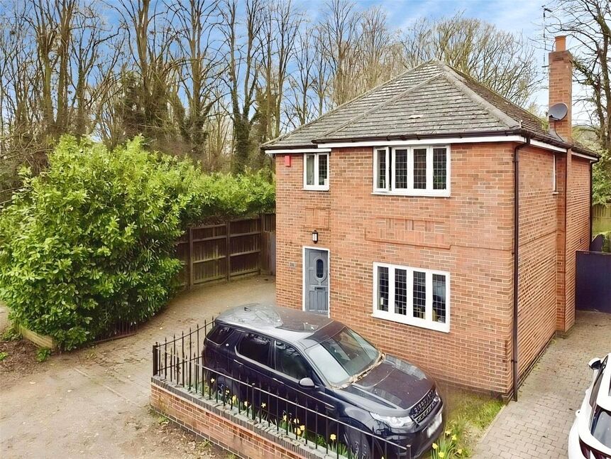 Main image of 4 bedroom Detached House for sale, Welbeck Avenue, Burbage, Leicestershire, LE10