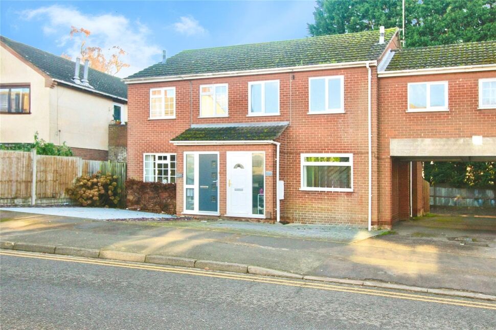 3 bedroom Link Detached House for sale