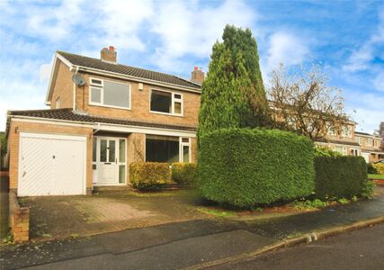 Brenfield Drive, 3 bedroom Semi Detached House for sale, £280,000