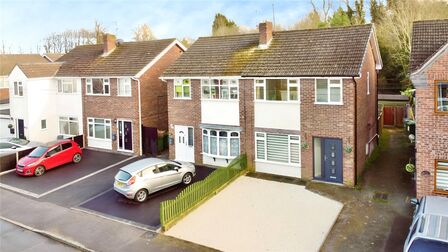 Meadow Close, 3 bedroom Semi Detached House for sale, £245,000