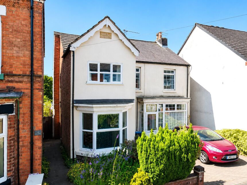 Main image of 2 bedroom Semi Detached House for sale, Albert Road, Hinckley, Leicestershire, LE10