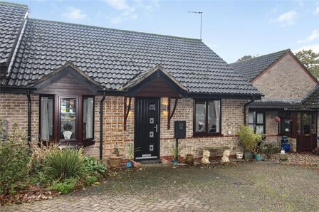 2 bedroom Semi Detached Bungalow for sale