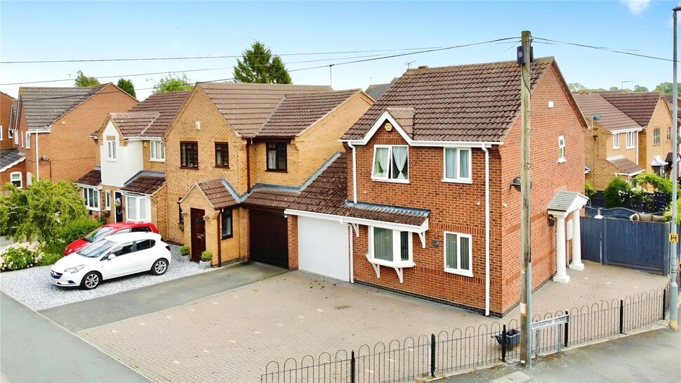 Main image of 3 bedroom Link Detached House for sale, Bosworth Road, Barlestone, Leicestershire, CV13