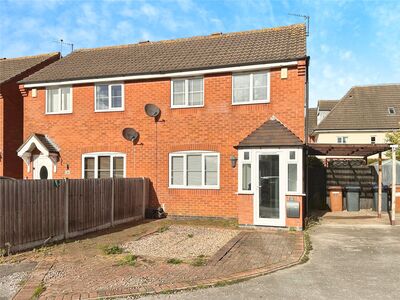 2 bedroom Semi Detached House to rent