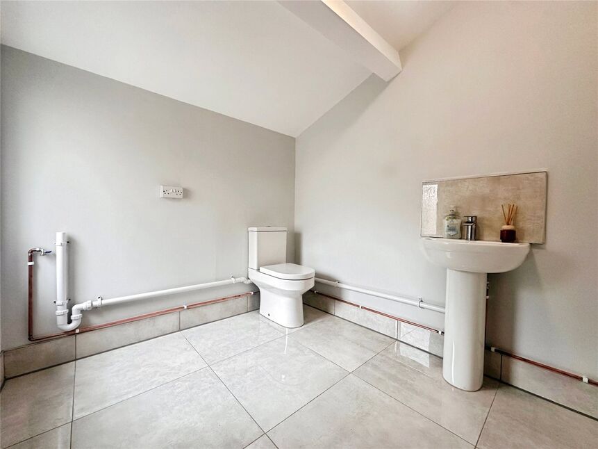 Utility Cloakroom