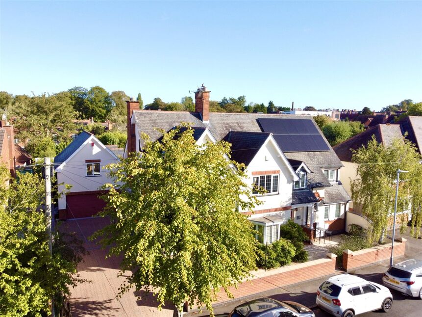Main image of 6 bedroom Detached House for sale, Priesthills Road, Hinckley, Leicestershire, LE10