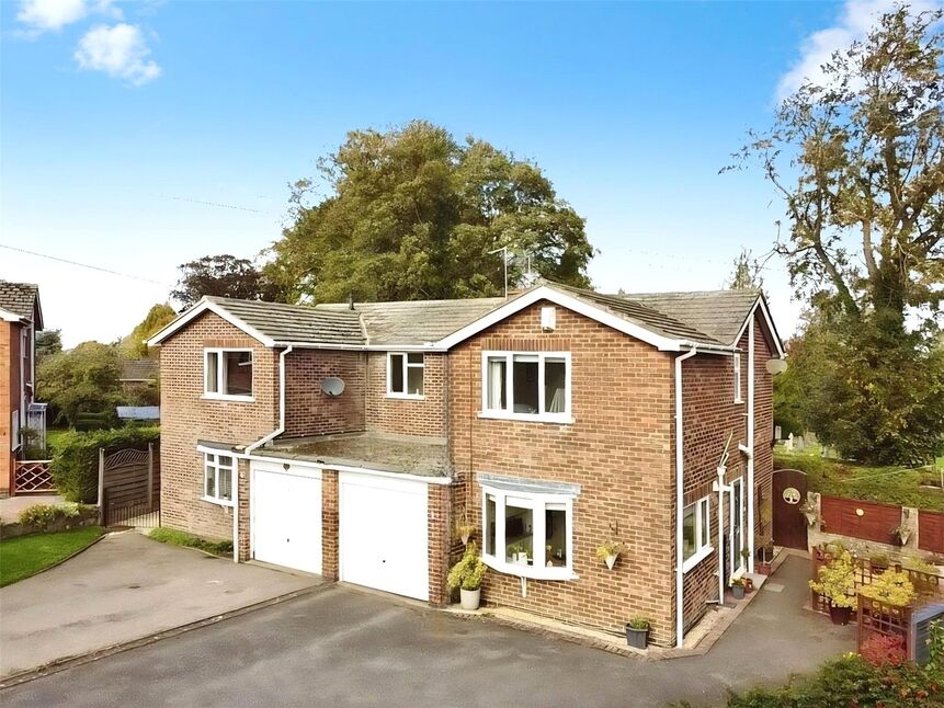 Main image of 3 bedroom Semi Detached House for sale, Dean Close, Hinckley, Leicestershire, LE10