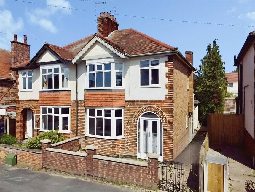 Main image of 3 bedroom Semi Detached House for sale, Rosemary Way, Hinckley, Leicestershire, LE10