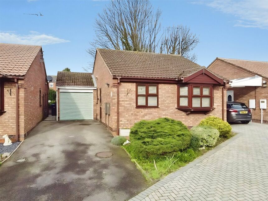 Main image of 2 bedroom Detached Bungalow for sale, Park Road, Earl Shilton, Leicestershire, LE9