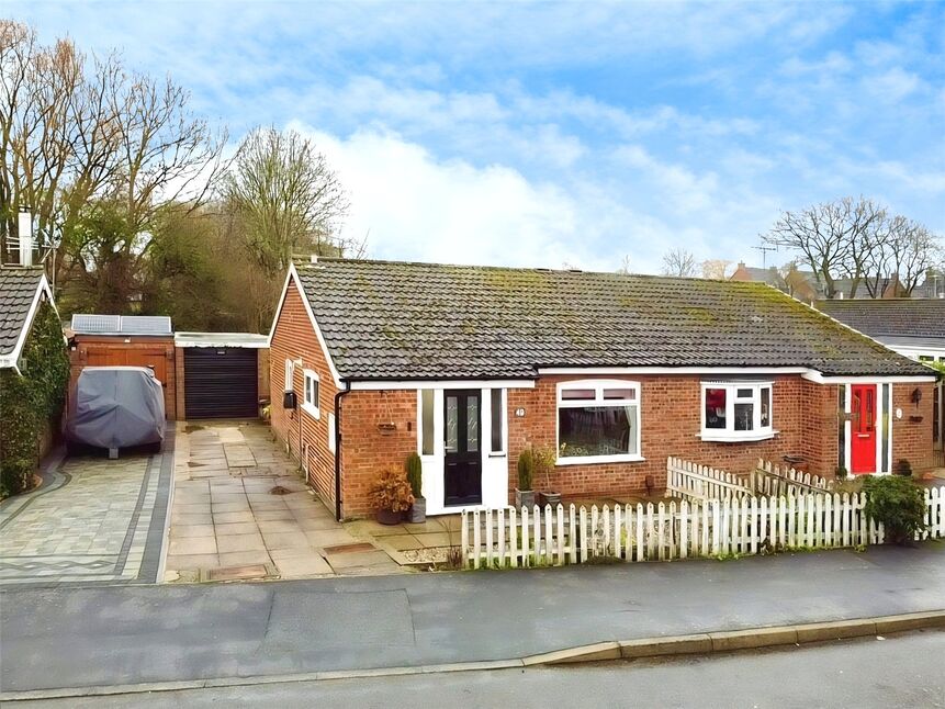 2 bedroom Semi Detached Bungalow for sale