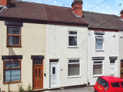 Highfield Street, 2 bedroom Mid Terrace House for sale, &pound;150,000