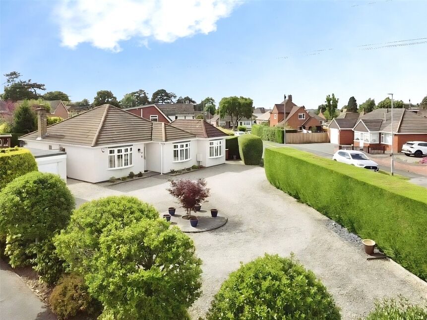 2 bedroom Detached Bungalow for sale
