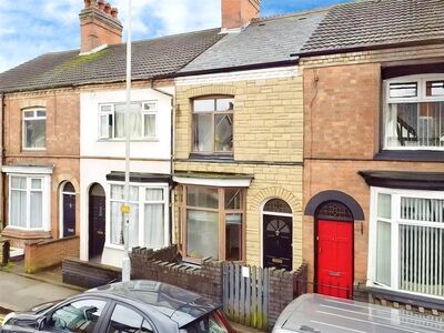 John Street, 2 bedroom Mid Terrace House for sale, &pound;175,000
