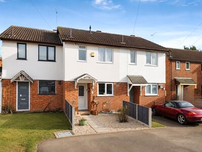 Walcote Close, 2 bedroom Mid Terrace House for sale, &pound;220,000