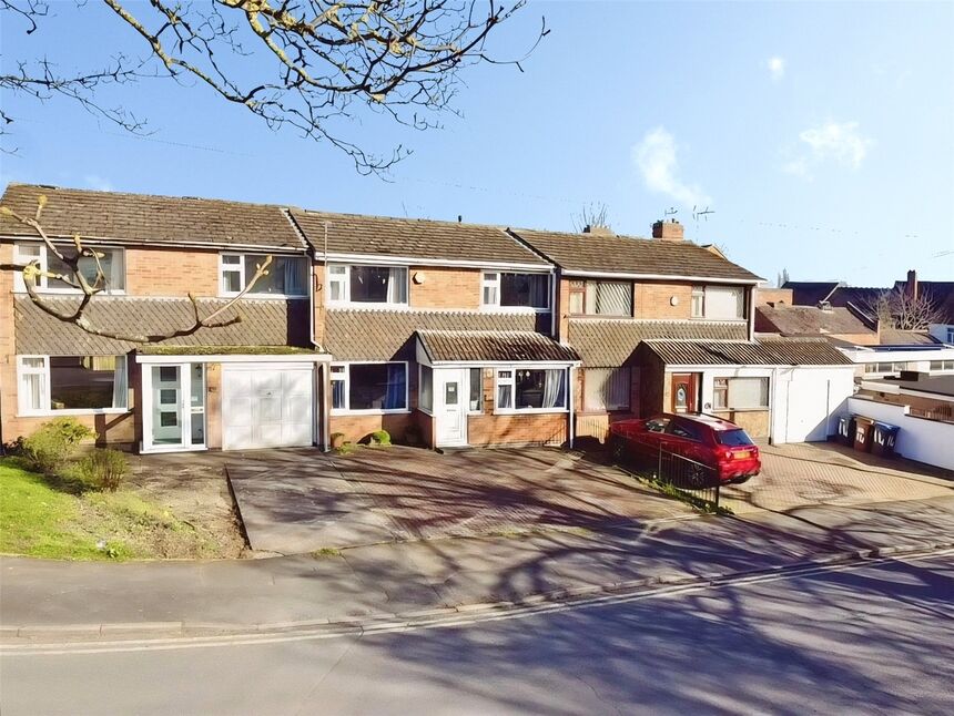 Main image of 3 bedroom Mid Terrace House for sale, Kings Walk, Earl Shilton, Leicestershire, LE9