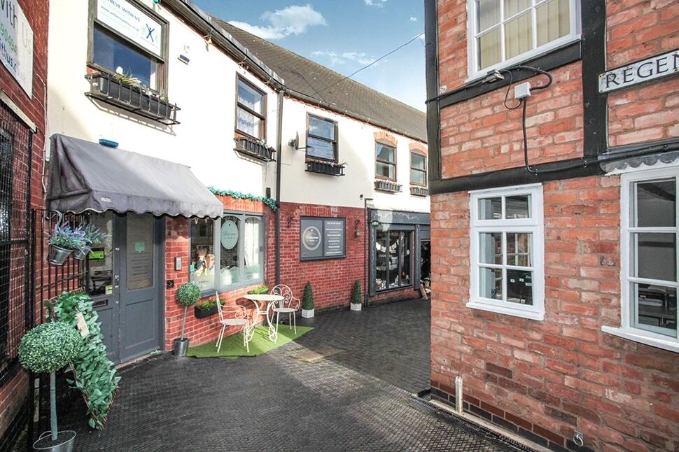 1 bedroom Flat for sale