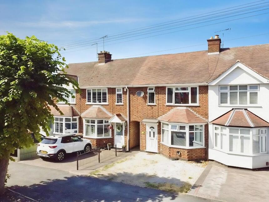 Main image of 3 bedroom Mid Terrace House for sale, Tudor Road, Hinckley, Leicestershire, LE10