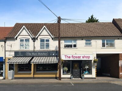 3 bedroom Flat to rent