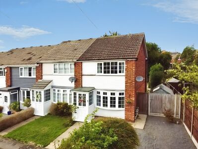 2 bedroom End Terrace House for sale