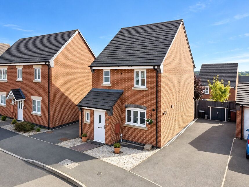 Main image of 3 bedroom Detached House for sale, Omaha Drive, Hinckley, Leicestershire, LE10