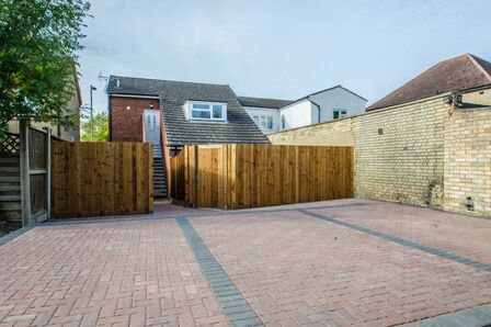 1 bedroom  Flat to rent