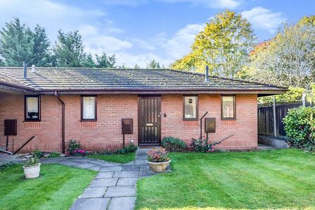 2 bedroom Semi Detached Bungalow to rent