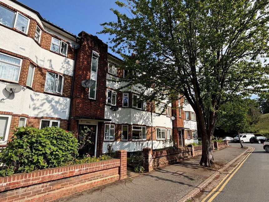 Main image of 2 bedroom Flat to rent, Garrison Court, Hitchin, Hertfordshire, SG4