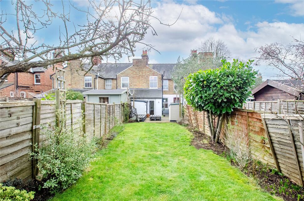 2 bedroom Mid Terrace House for sale, Whitehill Road, Hitchin, SG4 £