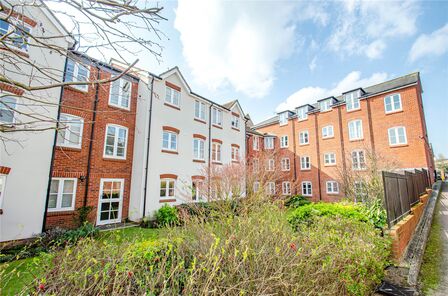 Paynes Park, 1 bedroom  Flat for sale, £137,500