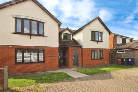 2 bedroom  Flat for sale